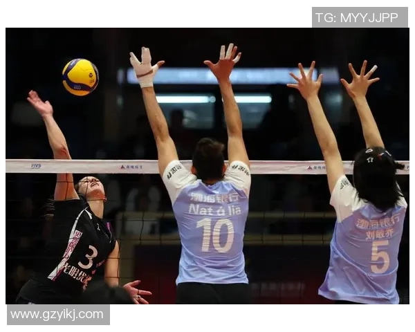上海排球队在全国排球力量排行榜中荣登第四名展现强劲实力与团队精神